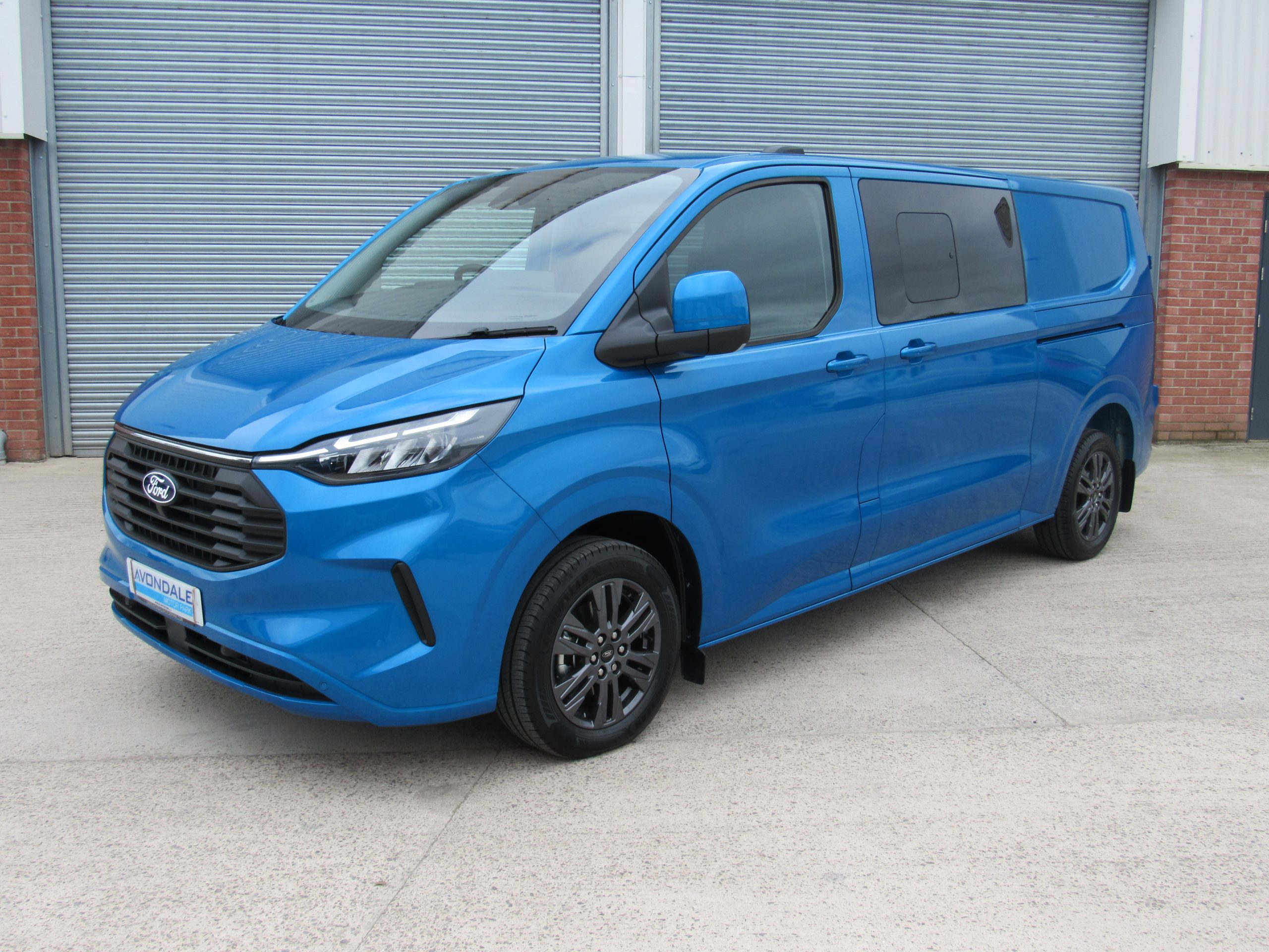 Ford Crew Cab van for hire Ford Crew Cab van for hire