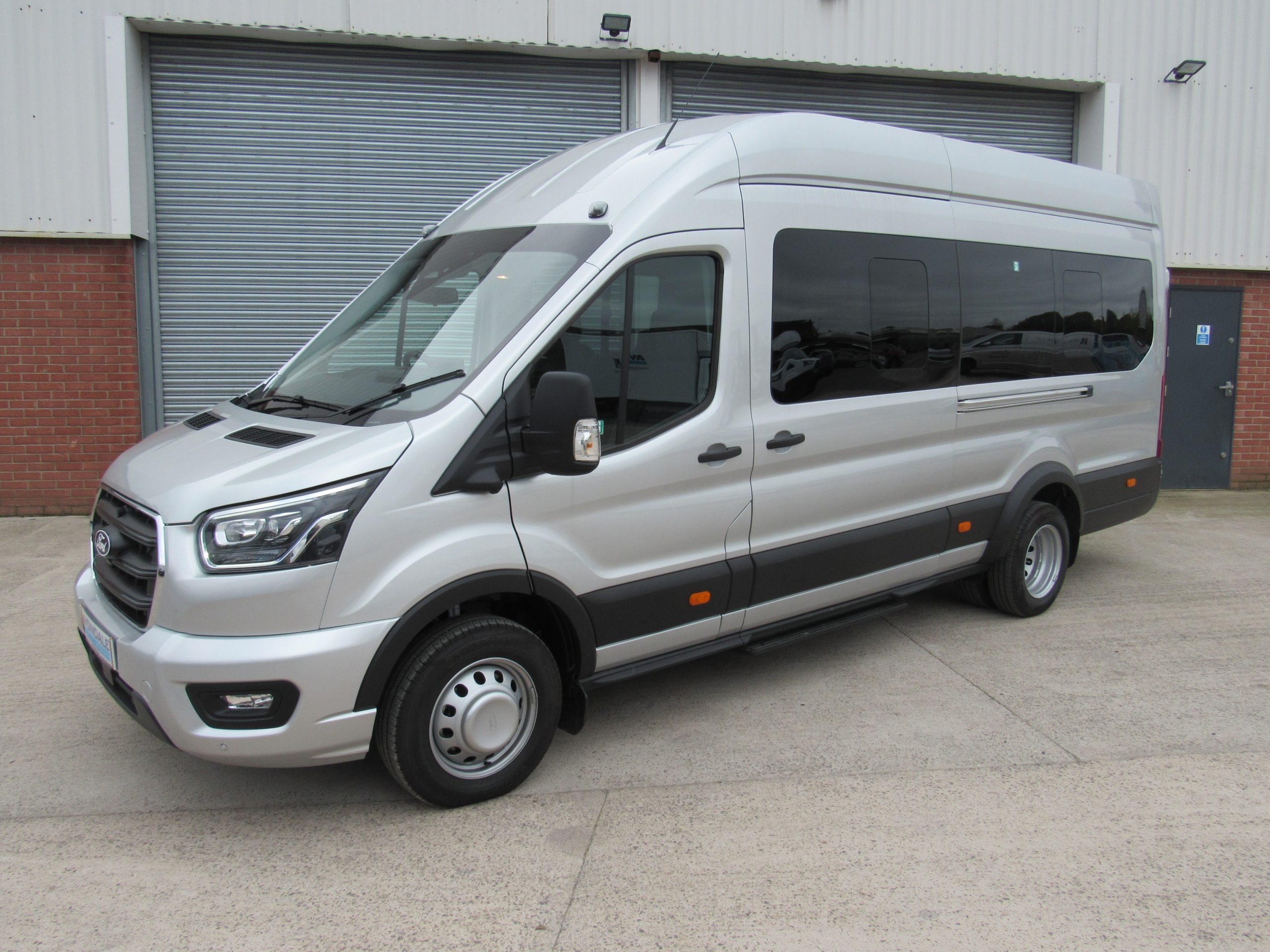 Ford 17 Seater Minibus